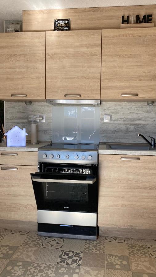Embrun - Appartement 4/6 Personnes Avec Exterieurs Exterior foto